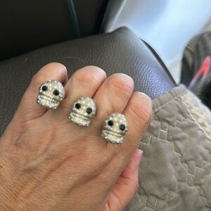 Rachel Roy skull ring with crystals